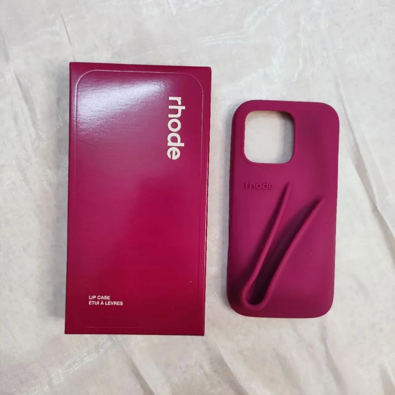 Custodia per telefono in silicone Rhode con scatola per iPhone 16, 15, 14, 13, 12 Pro Max Plus, custodia portatile per lucidalabbra e rossetto.